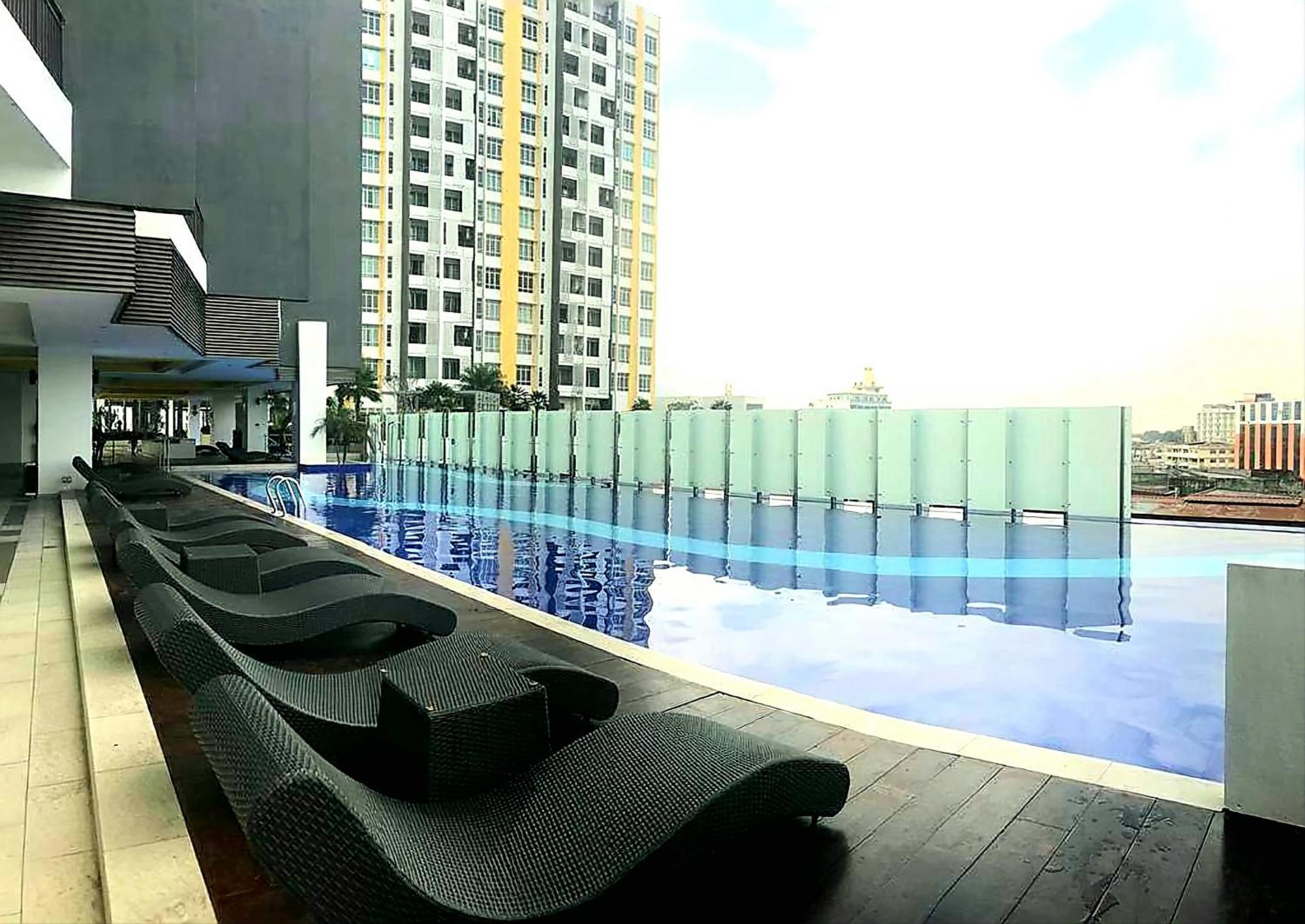 Ipoh City Centre Majestic 2 Room Holiday Suite By City Home Empire Екстер'єр фото