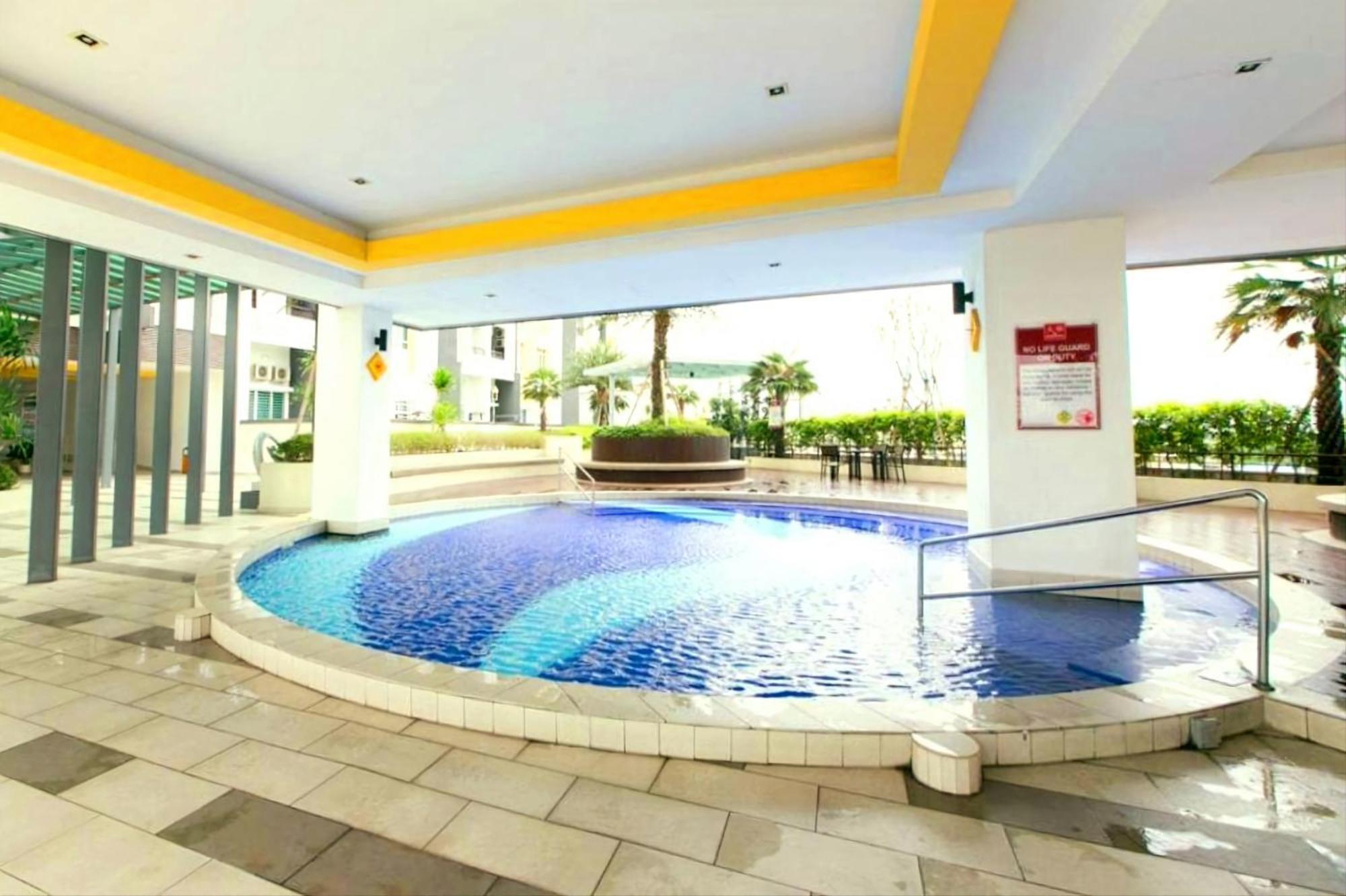 Ipoh City Centre Majestic 2 Room Holiday Suite By City Home Empire Екстер'єр фото